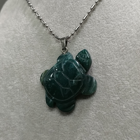 Turtle Indian Agate Necklace Natural Gemstone Crystal Tortoise Pendant 🐢 - Picture 5 of 17
